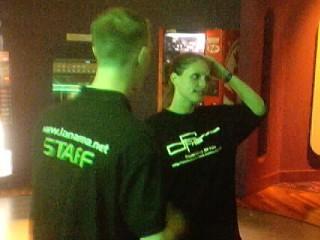 The very lovely [COF-HS] Nasher, being chatted up by the Lanarena helper man.